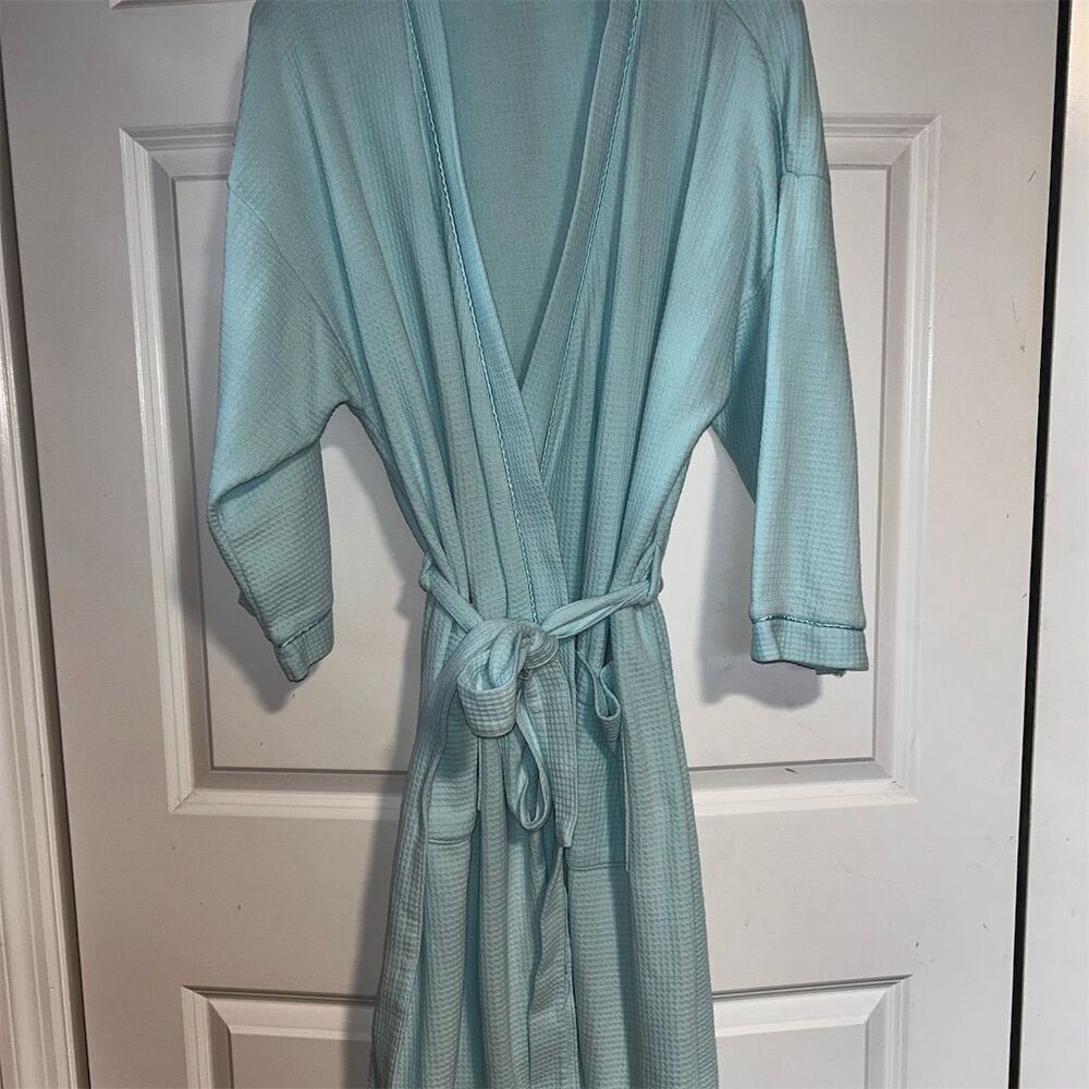 Secret Treasures Women's Blue Waffle Weave Cotton Robe Size L
